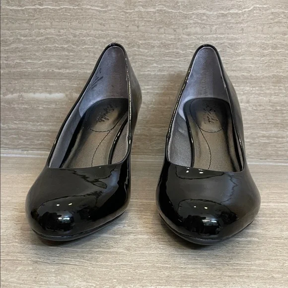 LIFE STRIDE NWOT Women’s Size 9 Shiny Black Pumps Low Heel patent - Picture 8 of 13